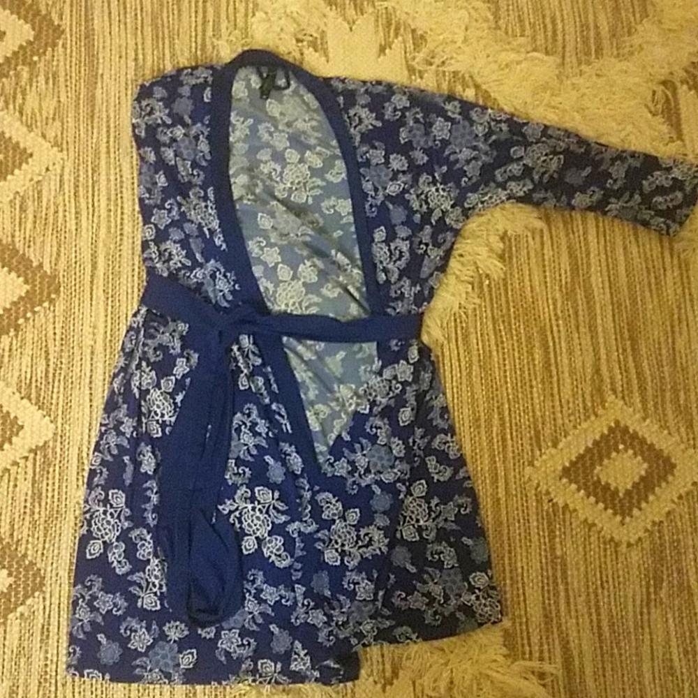 Laura Ashley Robe Size Medium